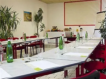 Hotel Azalées à Tournon-sur-Rhone 3*,